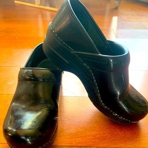 Dansko size 36